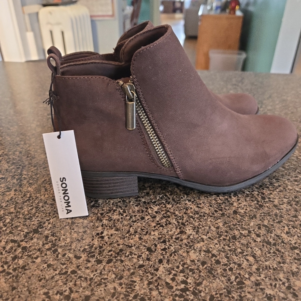 Sonoma Brown Ankle Boots with Side Zipper and Low Heel